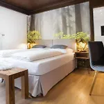 Boutique Olympia Hotel 3*