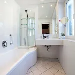 Boutique Olympia 3*