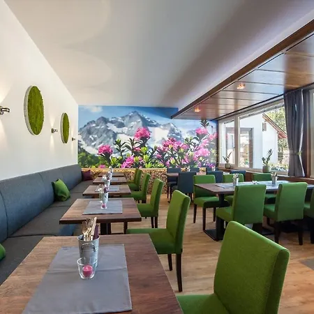 Boutique Olympia Hotell 3*