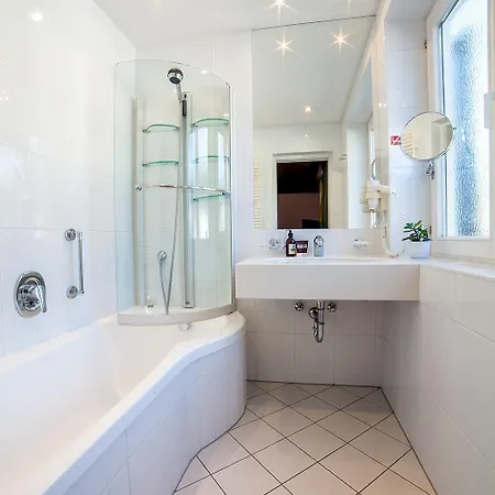 Boutique Olympia 3*